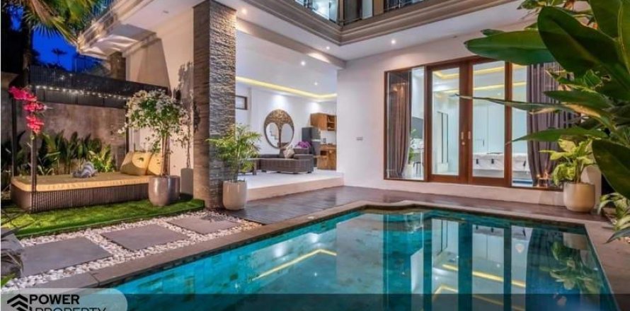 Вилла с 3 спальнями в Seminyak, Бадунг,  № 274