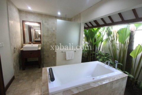 2 bedrooms Villa in Tampaksiring, Gianyar, Indonesia No. 13331 8