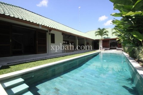 2 bedrooms Villa in Tampaksiring, Gianyar, Indonesia No. 13331 3