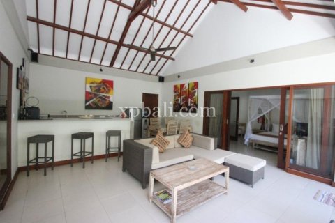 2 bedrooms Villa in Tampaksiring, Gianyar, Indonesia No. 13331 18