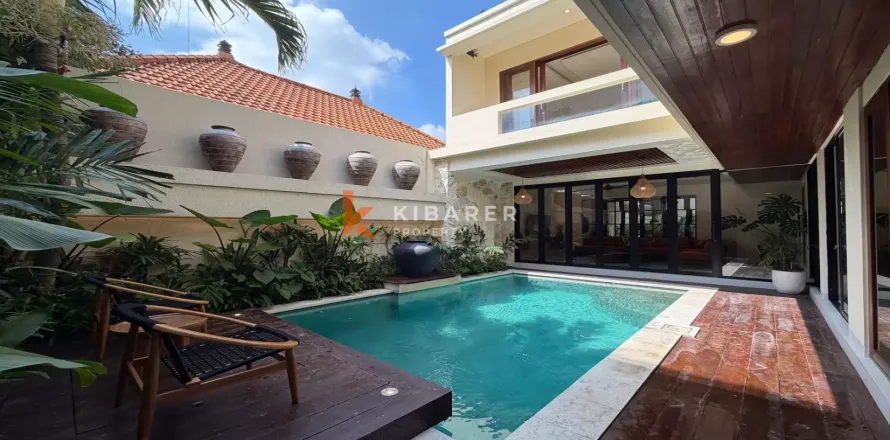 3 bedrooms Villa in Tibubeneng, Badung, Indonesia No. 11978