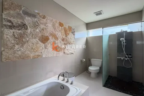 3 bedrooms Villa in Tibubeneng, Badung, Indonesia No. 11978 28