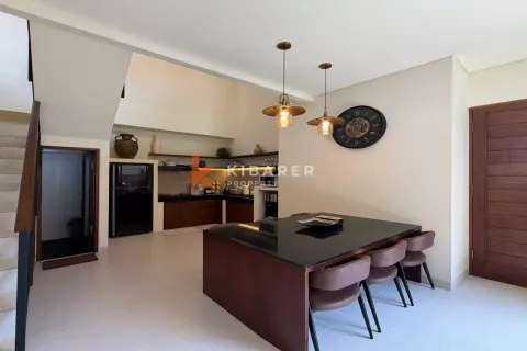 3 bedrooms Villa in Tibubeneng, Badung, Indonesia No. 11978 6