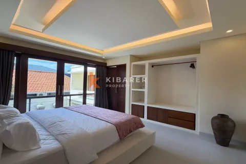3 bedrooms Villa in Tibubeneng, Badung, Indonesia No. 11978 8