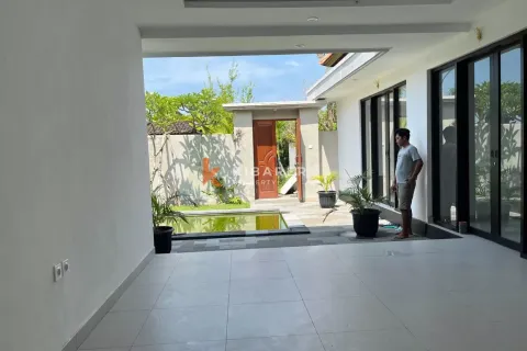 3 bedrooms Villa in Pererenan, Mengwi, Badung, Indonesia No. 11979 3