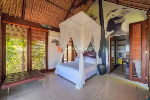 4 bedrooms Villa in Jimbaran, Badung, Indonesia No. 11977 25