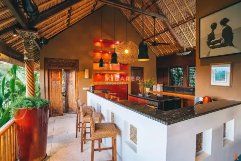 4 bedrooms Villa in Jimbaran, Badung, Indonesia No. 11977 12