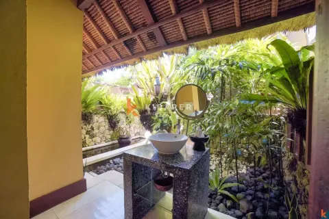 4 bedrooms Villa in Jimbaran, Badung, Indonesia No. 11977 6