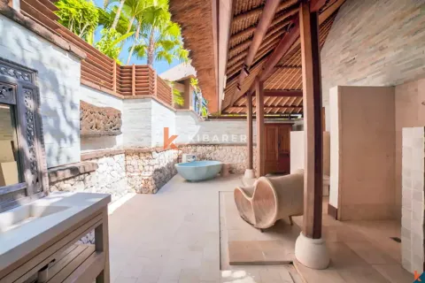 4 bedrooms Villa in Jimbaran, Badung, Indonesia No. 11977 20
