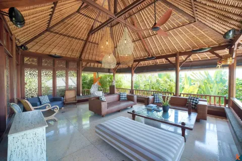 4 bedrooms Villa in Jimbaran, Badung, Indonesia No. 11977 11