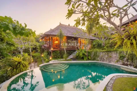 4 bedrooms Villa in Jimbaran, Badung, Indonesia No. 11977