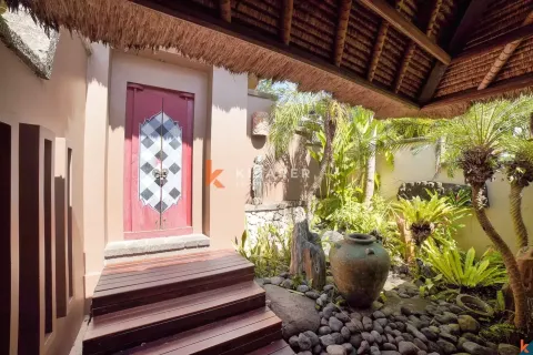 4 bedrooms Villa in Jimbaran, Badung, Indonesia No. 11977 7