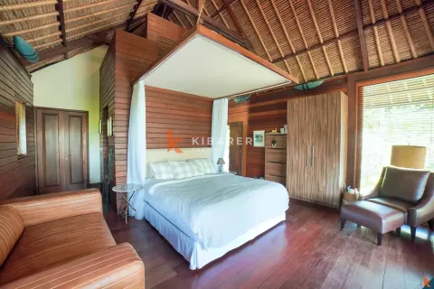 4 bedrooms Villa in Jimbaran, Badung, Indonesia No. 11977 19