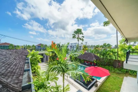 4 bedrooms Villa in Tibubeneng, Badung, Indonesia No. 11980 4
