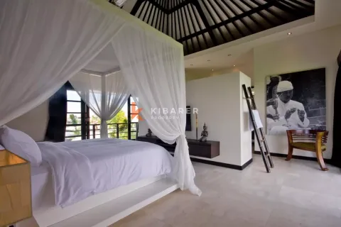 4 bedrooms Villa in Tibubeneng, Badung, Indonesia No. 11980 27