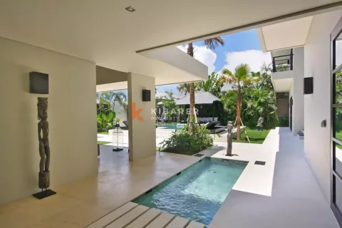 4 bedrooms Villa in Tibubeneng, Badung, Indonesia No. 11980 11