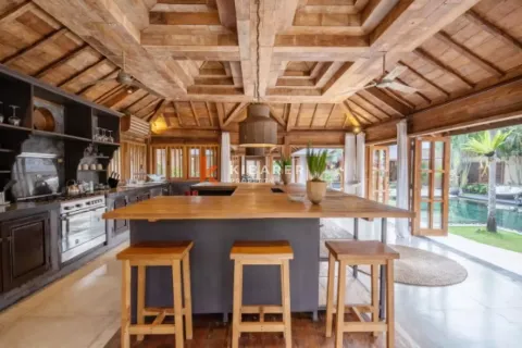 4 bedrooms Villa in Pererenan, Mengwi, Badung, Indonesia No. 11975 10