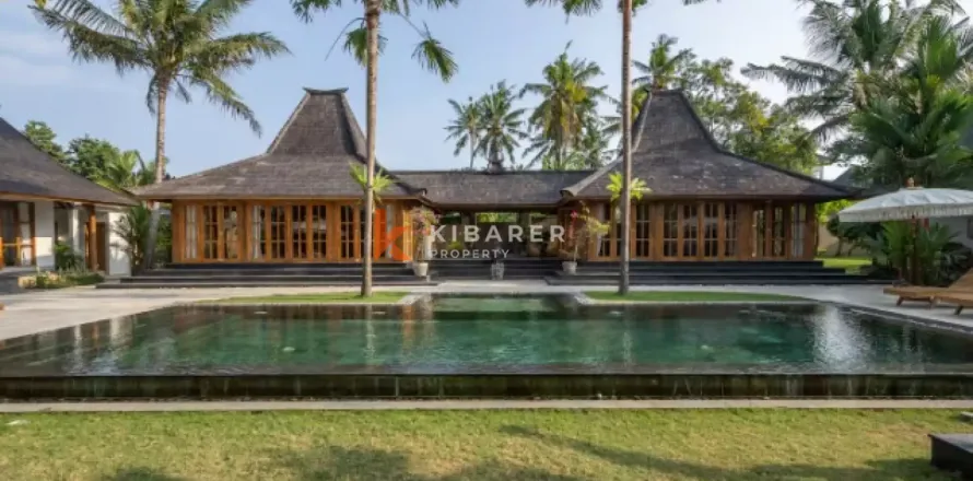 4 bedrooms Villa in Pererenan, Mengwi, Badung, Indonesia No. 11975