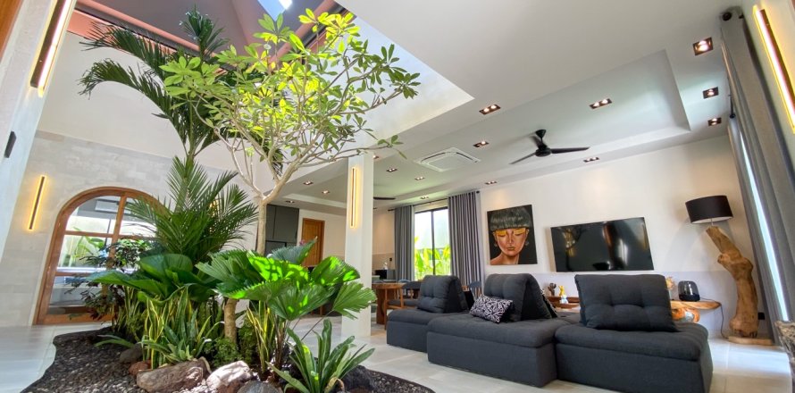 Studio Villa in South Denpasar, Denpasar, Indonesia No. 13697