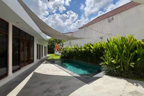 3 bedrooms Villa in Canggu, Badung, Indonesia No. 11957 3
