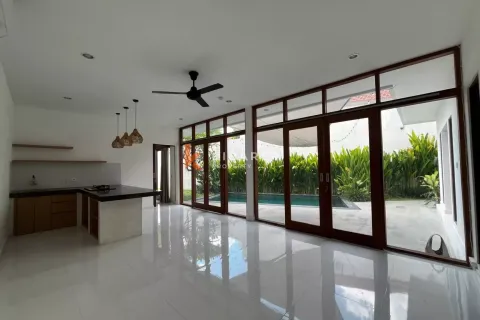3 bedrooms Villa in Canggu, Badung, Indonesia No. 11957 8