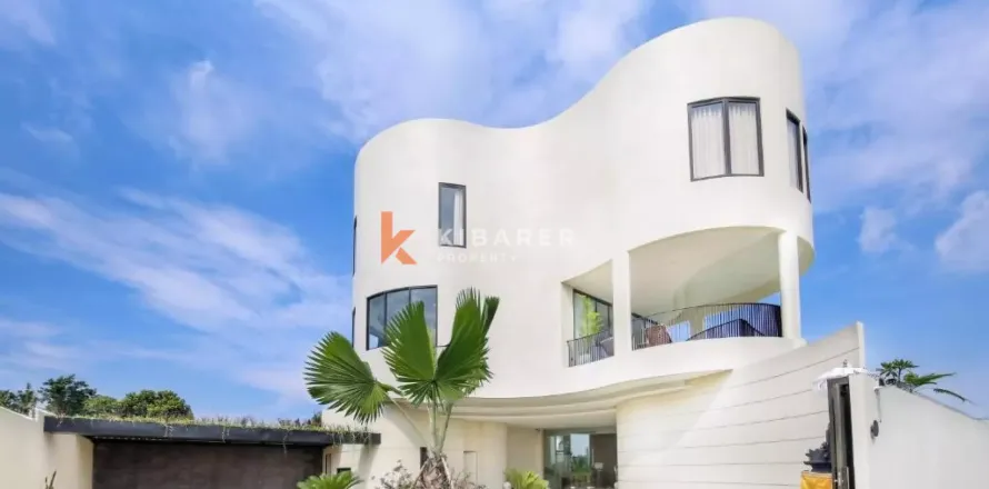 4 bedrooms Villa in Kediri, Indonesia No. 12312