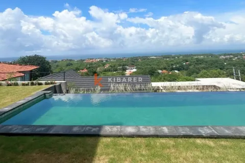 3 bedrooms Villa in South Kuta, Badung, Indonesia No. 12313 10