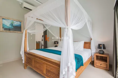 3 bedrooms Villa in Tibubeneng, Badung, Indonesia No. 12460 8