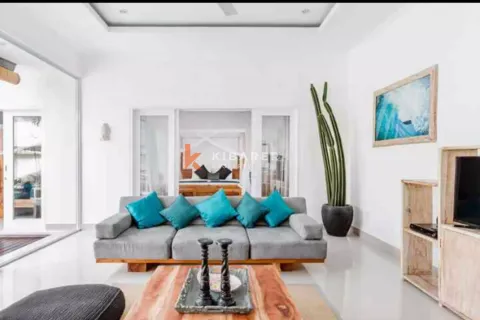 3 bedrooms Villa in Tibubeneng, Badung, Indonesia No. 12460 4