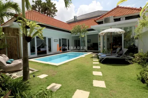 3 bedrooms Villa in Tibubeneng, Badung, Indonesia No. 12460