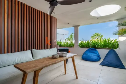 3 bedrooms Villa in Tibubeneng, Badung, Indonesia No. 12456 11