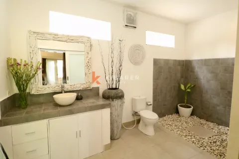 3 bedrooms Villa in Tibubeneng, Badung, Indonesia No. 12459 13