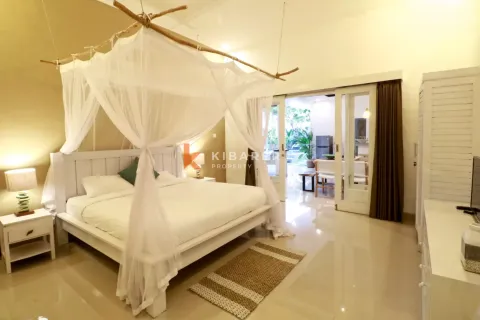 3 bedrooms Villa in Tibubeneng, Badung, Indonesia No. 12459 11