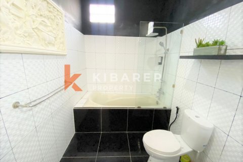 3 bedrooms Villa in Kerobokan, Badung, Indonesia No. 13098 9