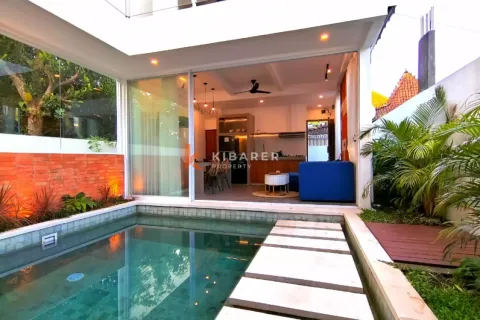 3 bedrooms Villa in Denpasar, Indonesia No. 12777