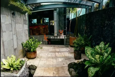 4 bedrooms Villa in Canggu, Badung, Indonesia No. 12773 9