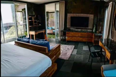 4 bedrooms Villa in Canggu, Badung, Indonesia No. 12773 5