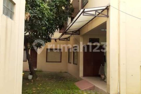 Офис 390м2 в Pasar Minggu, Джакарта,  № 9386 7