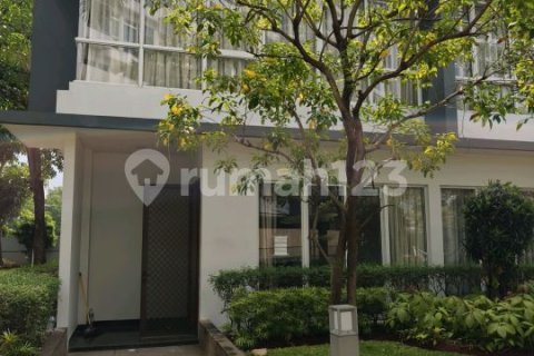 4 bedrooms House in Kembangan, Jakarta, No. 9387 2