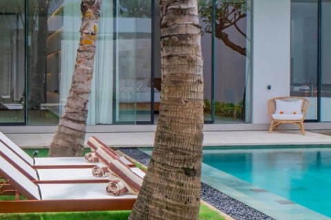 Вилла с 4 спальнями в Canggu, Бадунг,  № 9538 2