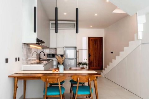 2 bedrooms Apartment in Seminyak, Badung,  No. 9531 6