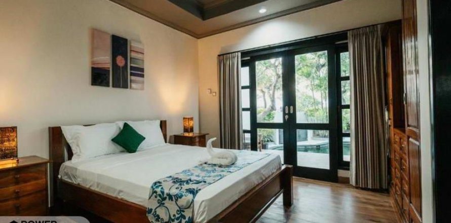 Отель, гостиница с 22 спальнями в Benoa, Бадунг, № 9540