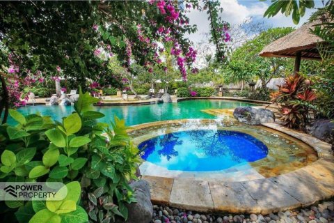145 bedrooms Hotel in Seminyak, Badung,  No. 9218 3
