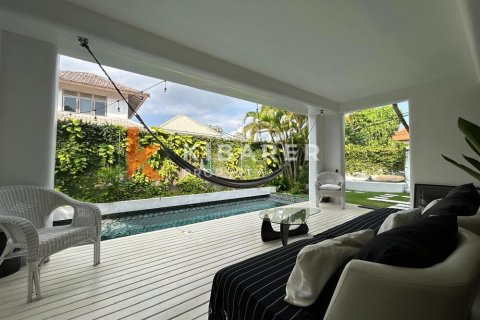 2 bedrooms Villa in Seminyak, Badung, Indonesia No. 12225 3