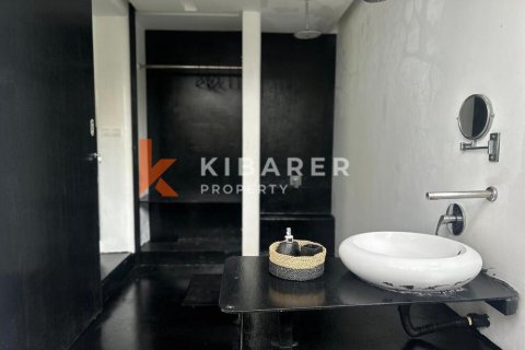 2 bedrooms Villa in Seminyak, Badung, Indonesia No. 12225 21