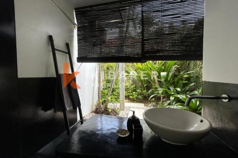 2 bedrooms Villa in Seminyak, Badung, Indonesia No. 12225 14