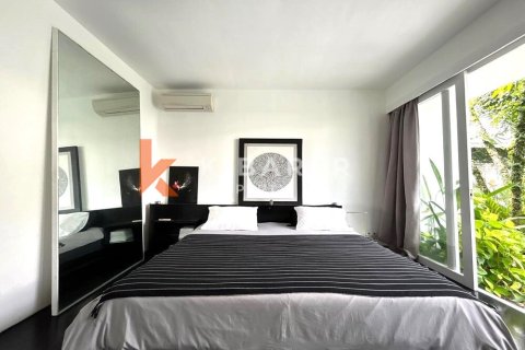2 bedrooms Villa in Seminyak, Badung, Indonesia No. 12225 18