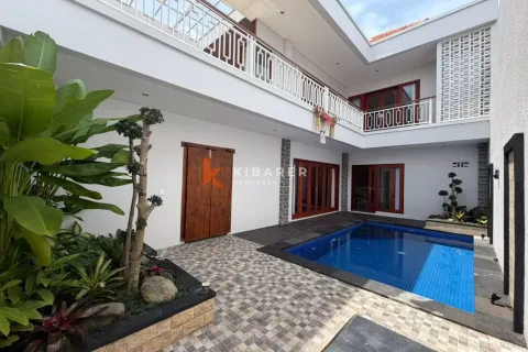 2 bedrooms Villa in Denpasar, Indonesia No. 12227