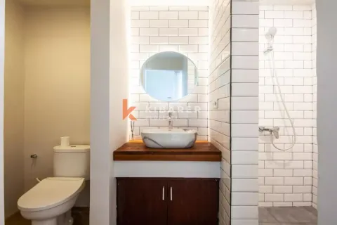 6 bedrooms Villa in Tibubeneng, Badung, Indonesia No. 12228 8