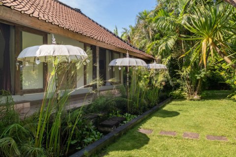 Вилла с 5 спальнями в Seminyak, Бадунг, № 1021 18